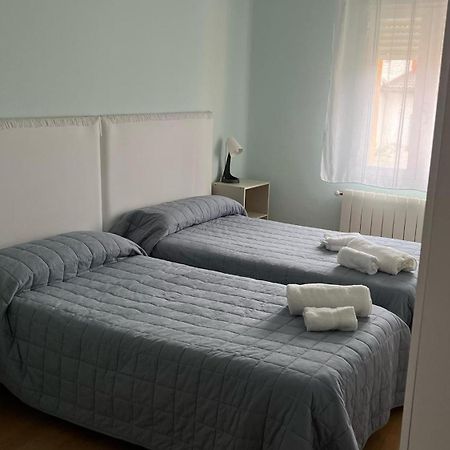 Vivienda Al Pie Del Castillo บูร์โกส ภายนอก รูปภาพ
